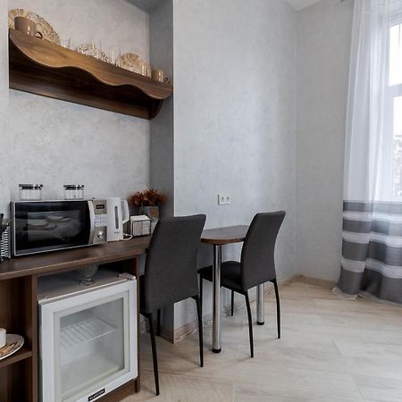Golden Violin ! Apartments Lviv T Экстерьер фото