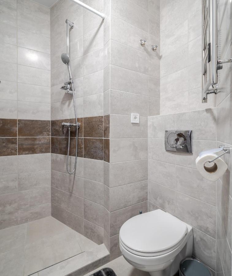 Golden Violin ! Apartments Lviv T Экстерьер фото