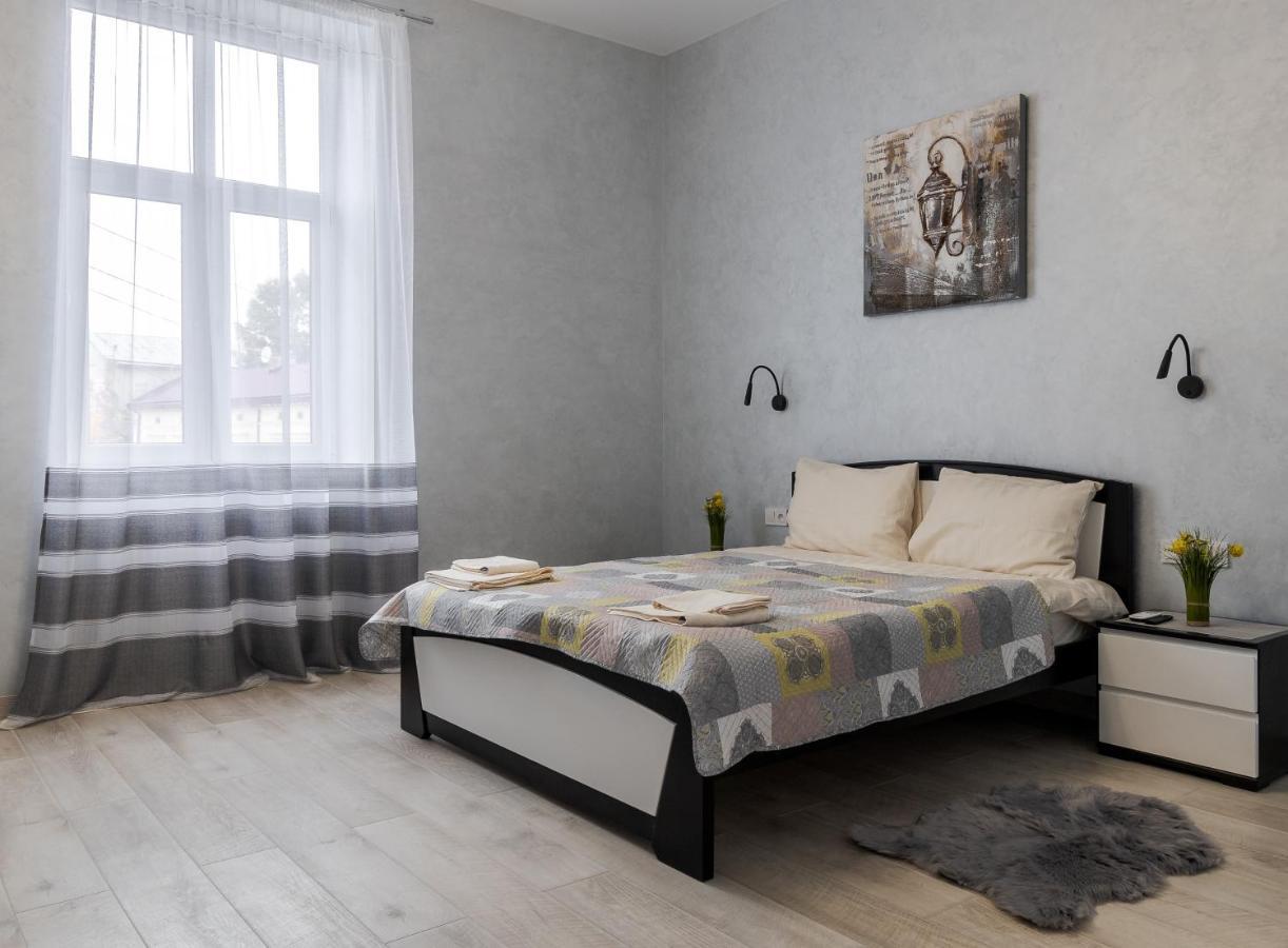 Golden Violin ! Apartments Lviv T Экстерьер фото