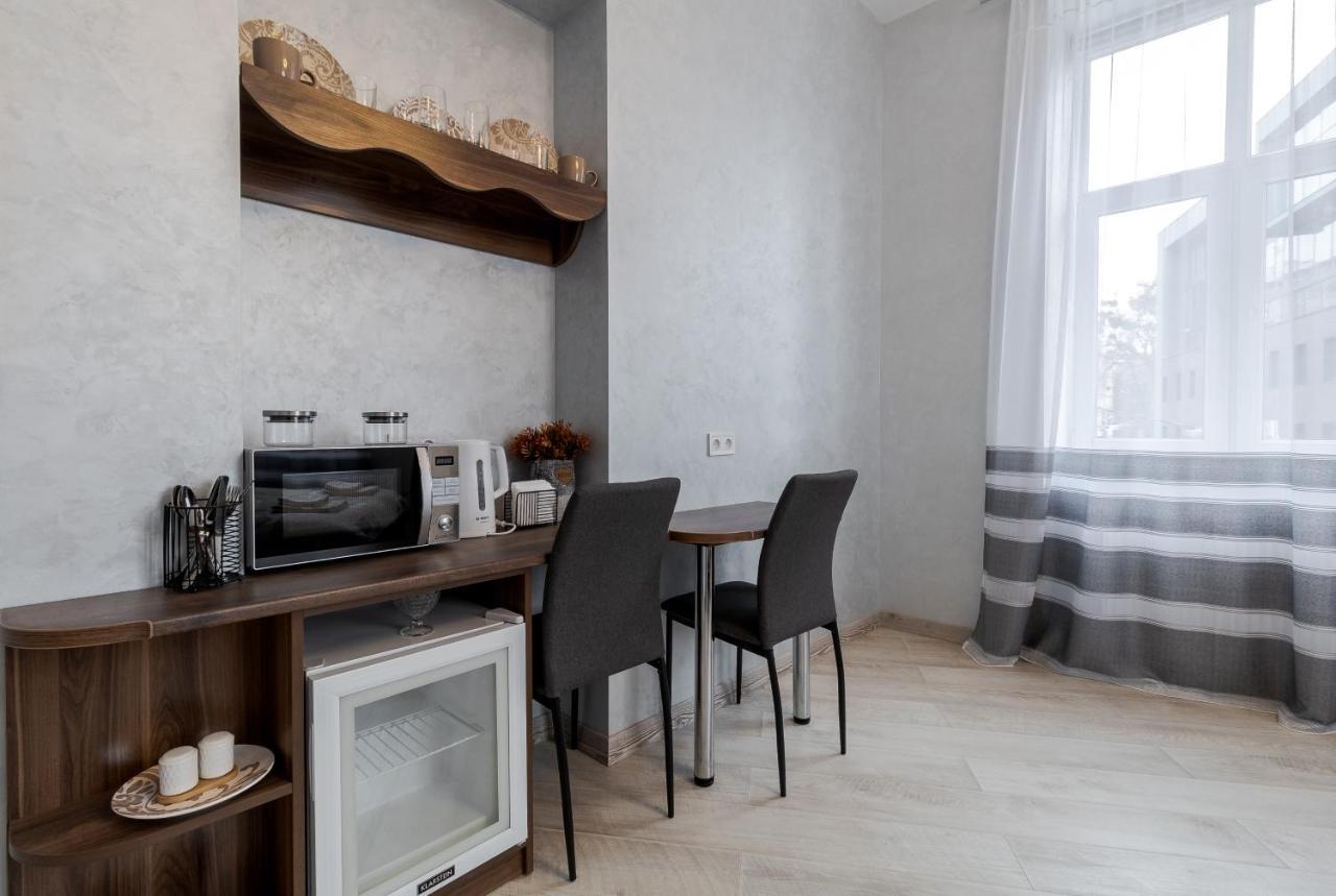 Golden Violin ! Apartments Lviv T Экстерьер фото